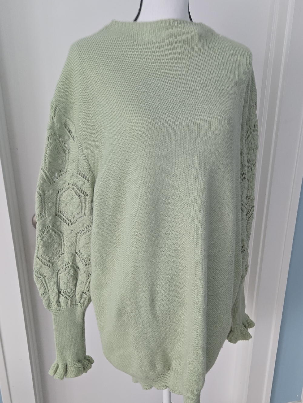 Light Green Victorian  Sweater Tunic Overaized with Ruffled Knited Sleeves Xl